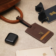Load image into Gallery viewer, Personalised Luggage Tag with Name Emboss on Leather Strip
