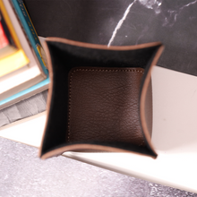 Load image into Gallery viewer, Premium Office & Desk Essential – Personalized Premium Leather Pen Holder