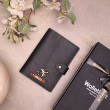 Load image into Gallery viewer, Premium Couple Passport Cover Gift Set – Personalized with Name & Charm on Leather Strip with Golden Foil