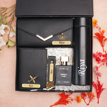 Load image into Gallery viewer, Premium Personalized 5-in-1 Leather Gift Set for Women | Perfect Anniversary Gift for Wife