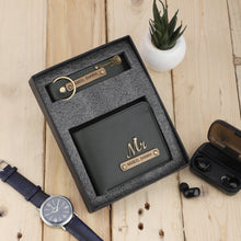 Load image into Gallery viewer, Personalized Men's Leather Wallet & Keychain with Name & Charm