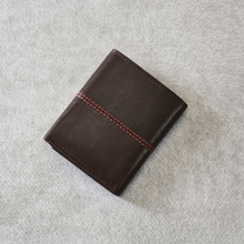 Load image into Gallery viewer, Personalized Genuine Leather Name Men&#39;s Wallet | Customised Gift for Boyfriend Friend Husband Father &amp; Son (STYLE ID #11)
