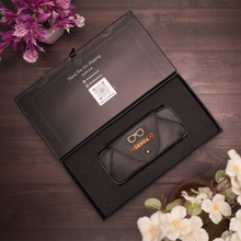 Load image into Gallery viewer, Customized Leather Eyewear Case with Name and Charm
