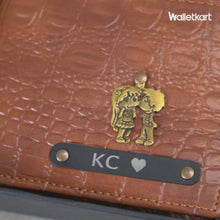 Load and play video in Gallery viewer, Personalized Croco Texture Men's Wallet Keychain and Belt | Best Customized Gift Combo for Boyfriend Friend Husband Father &amp; Son
